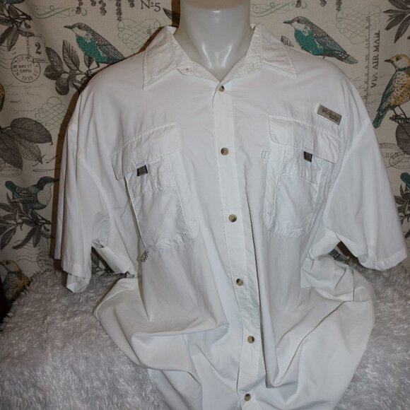 💥HP💥 Mens Columbia white outdoor shirt XXL crisp and clean - Picture 1 of 8